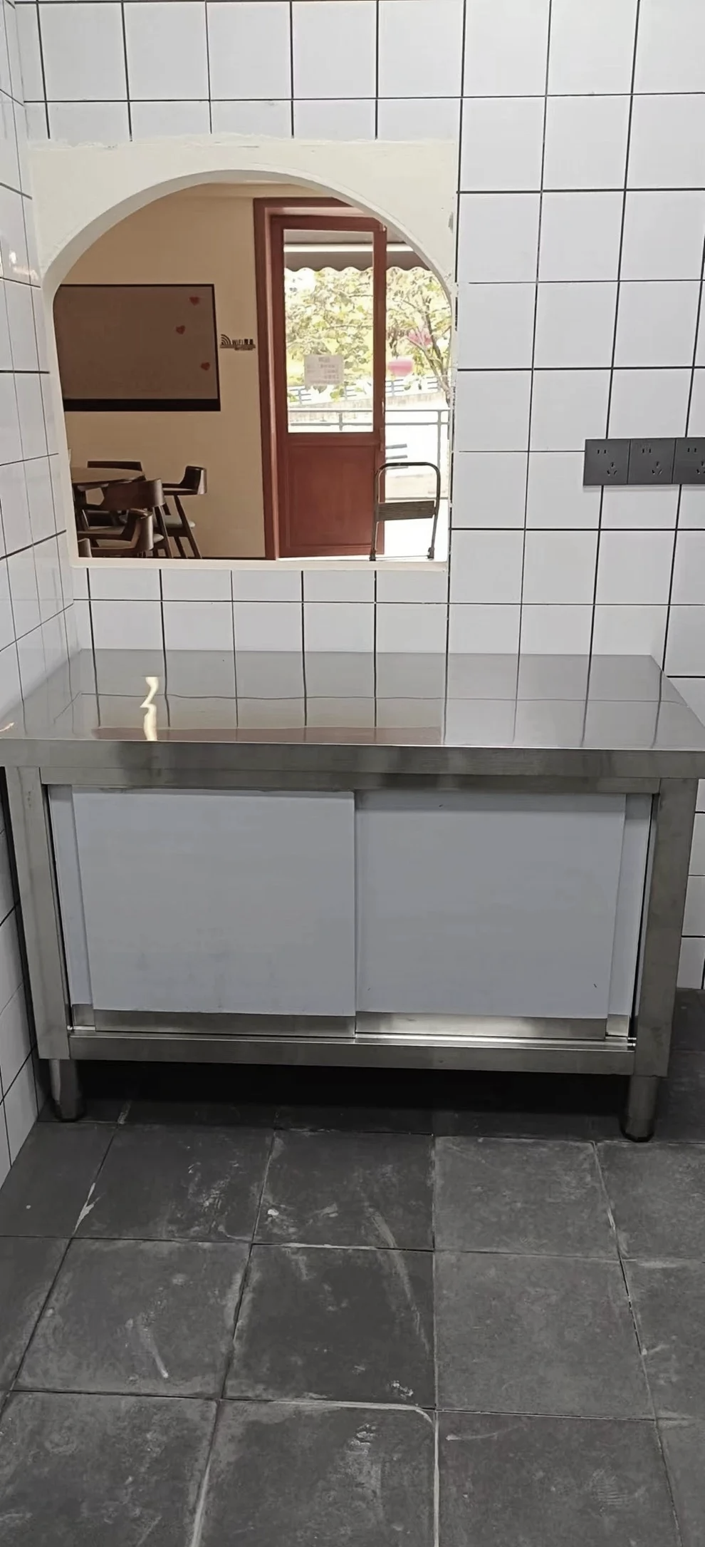 家用厨房不锈钢工作台安装视频