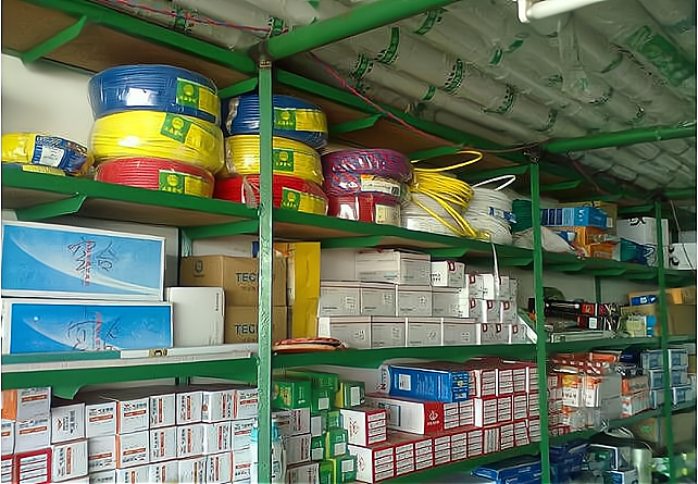 五金店加盟连锁得需要多少钱生活