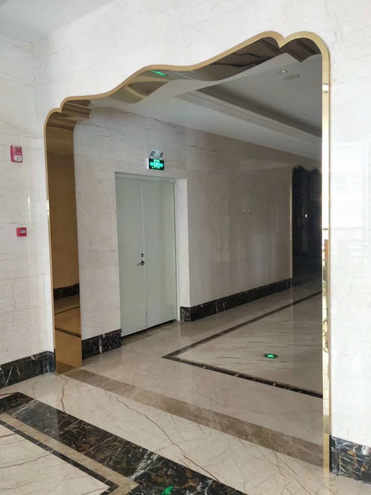 金属条镶边背景墙图片大全