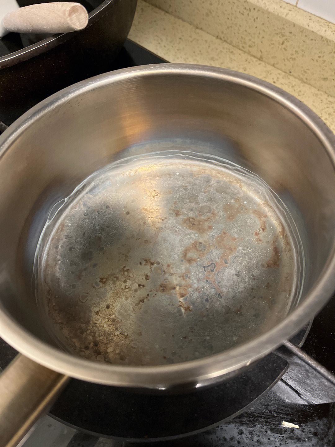 不锈钢氧化吃了会中毒吗