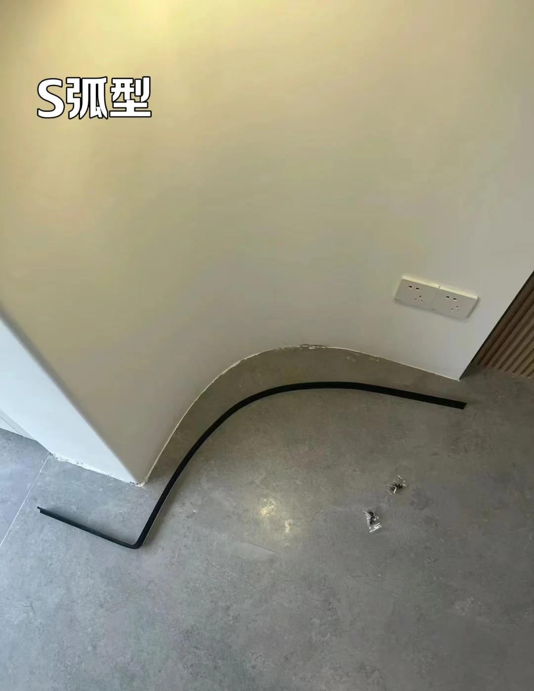 不锈钢踢脚线阴角怎么安装好看