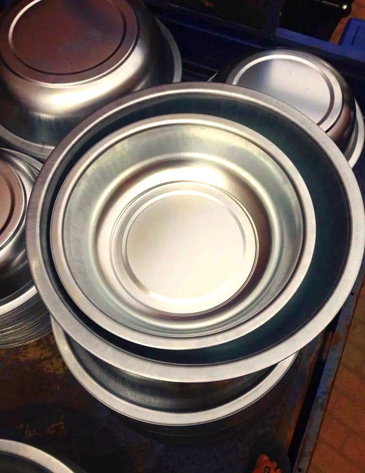 410不锈钢是食品级的吗可做蒸屉吗