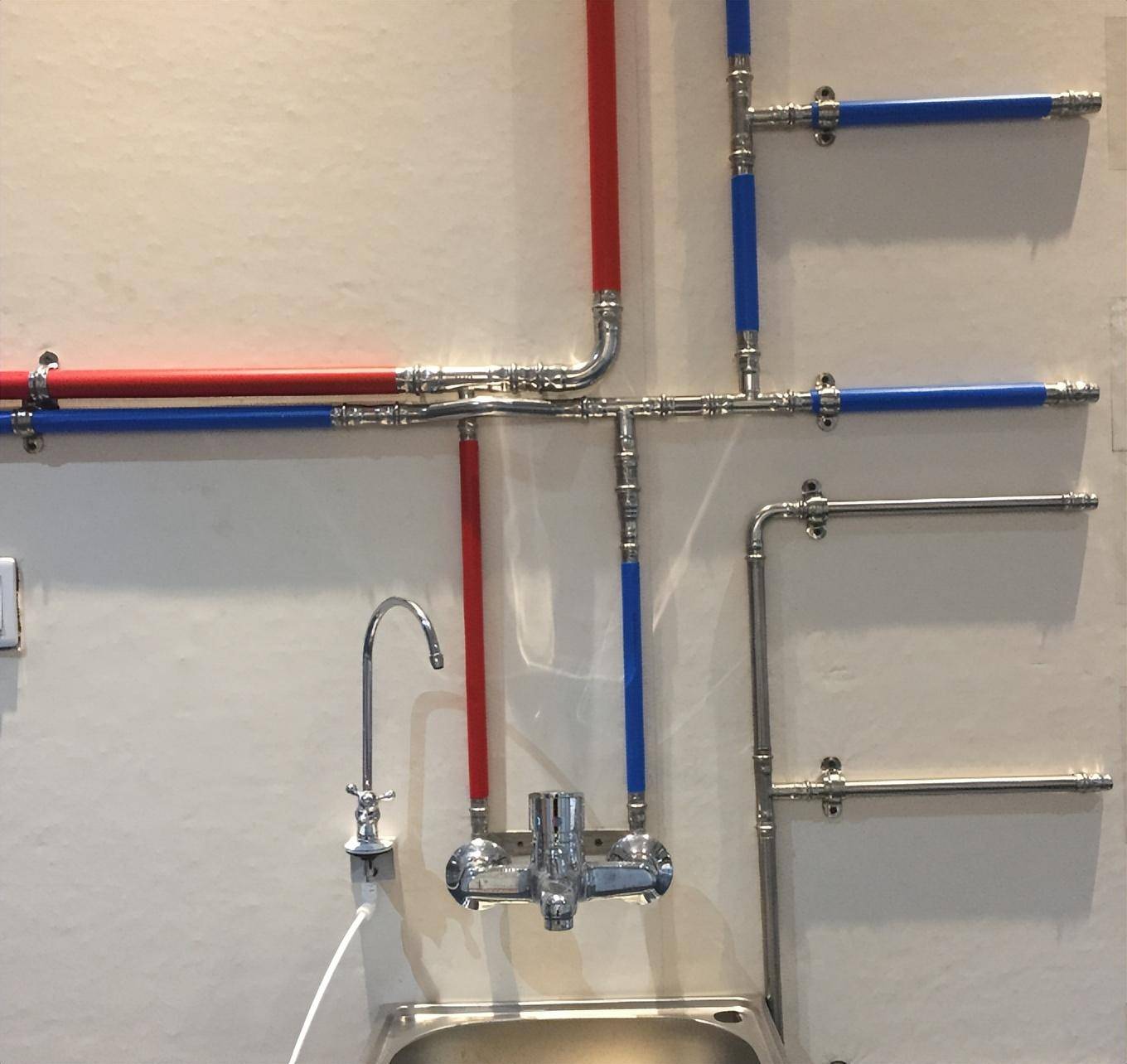 不锈钢水管和ppr水管哪个好一点