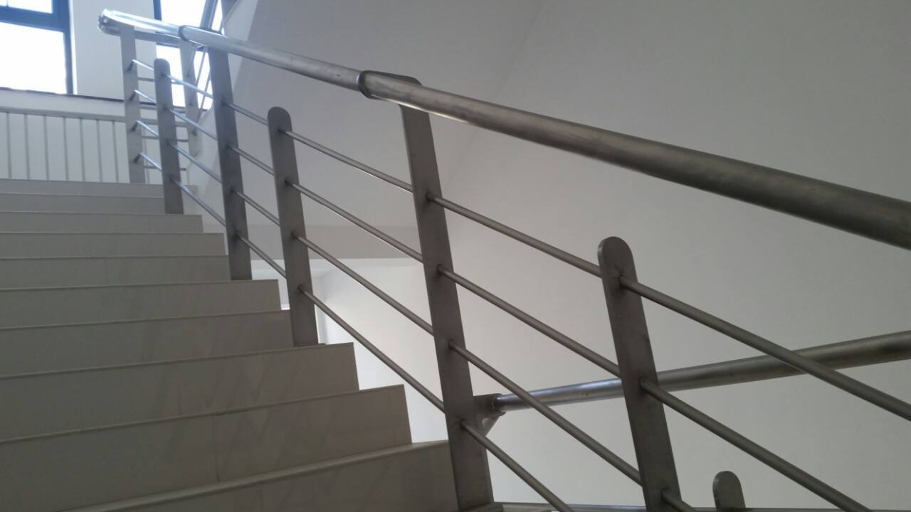 不锈钢栏杆扶手怎么套定额