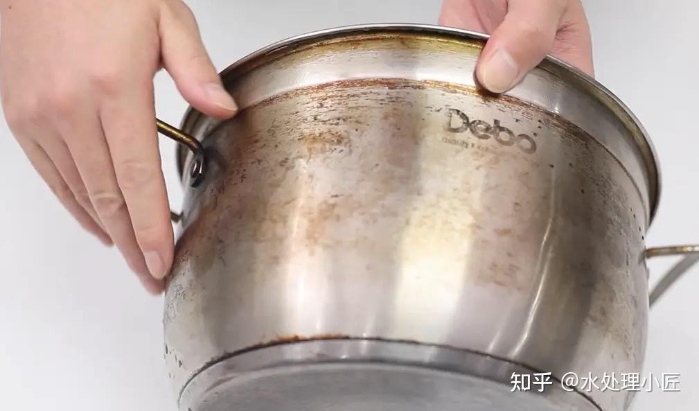 如何清理不锈钢表面的污渍痕迹
